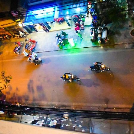 Хостел Downtown Ханой Экстерьер фото